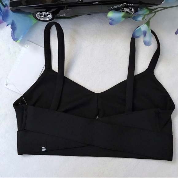 ❌SOLD❌ Fabletics NWT Black Sports Bra Women XS (4) - Picture 4 of 8